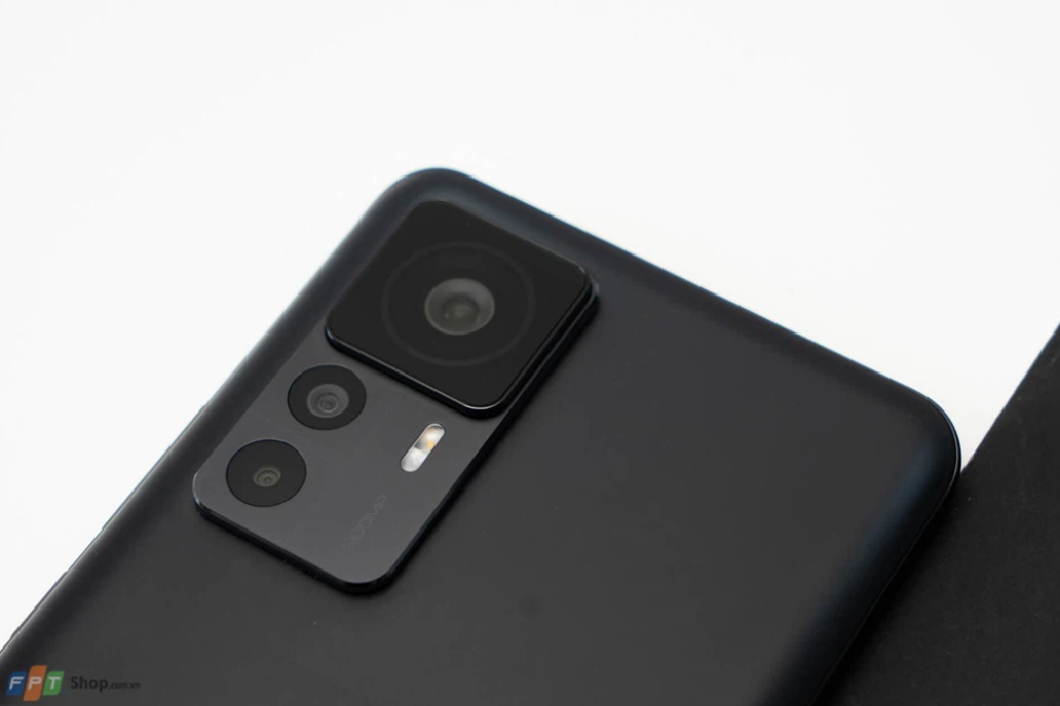 Xiaomi 12T Pro: Liệu có xứng đáng với số tiền bỏ ra? hình 2