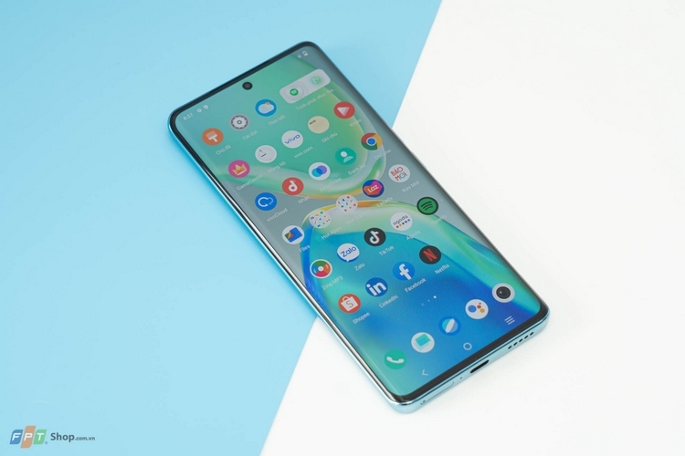 Màn hình vivo V25 Pro