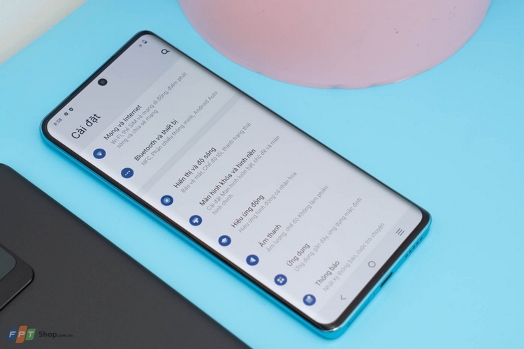 vivo V25 Pro có thời lượng sử dụng lâu dài