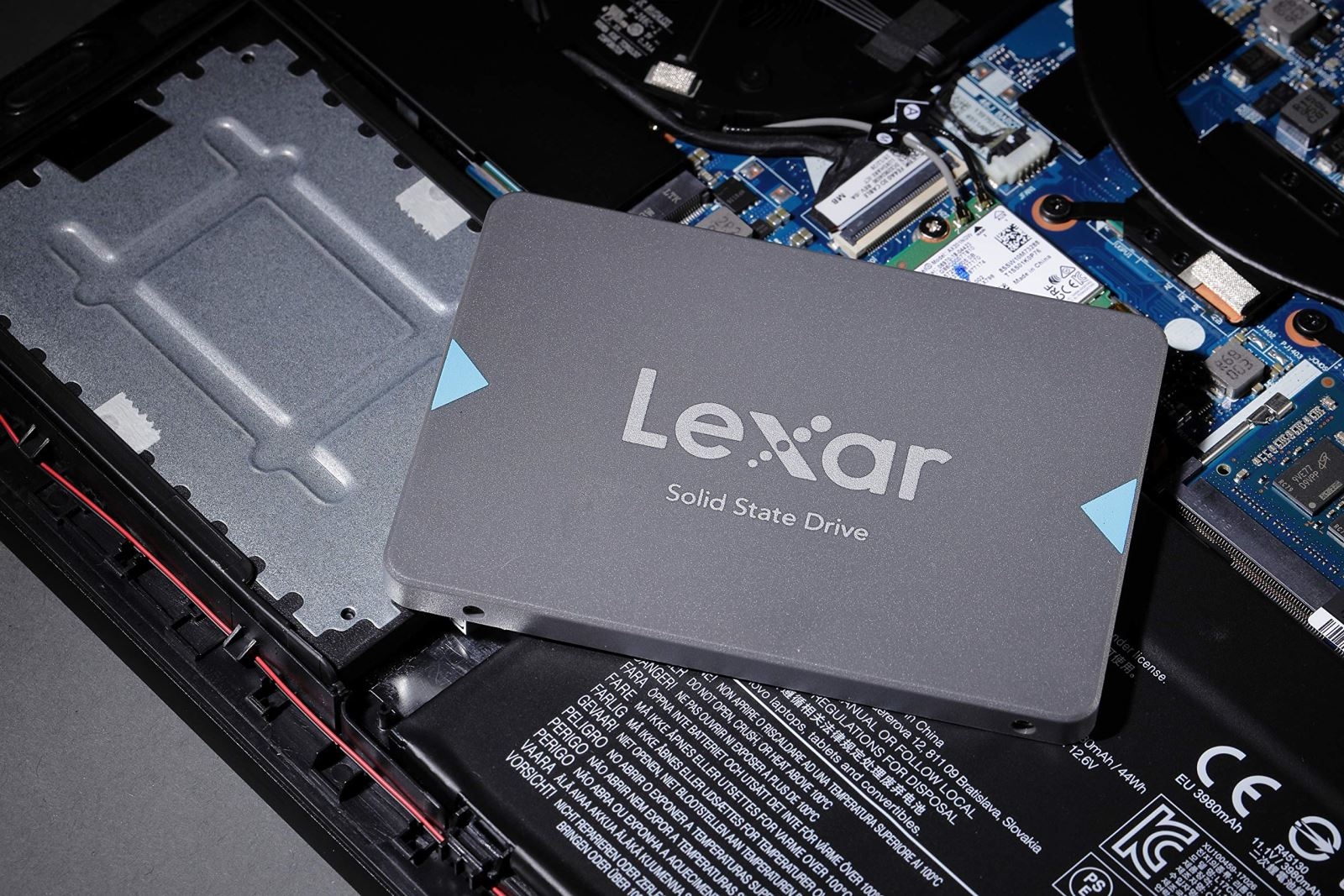 Gợi ý 9 ổ cứng SSD cho laptop, PC giá rẻ nhất tại FPT Shop