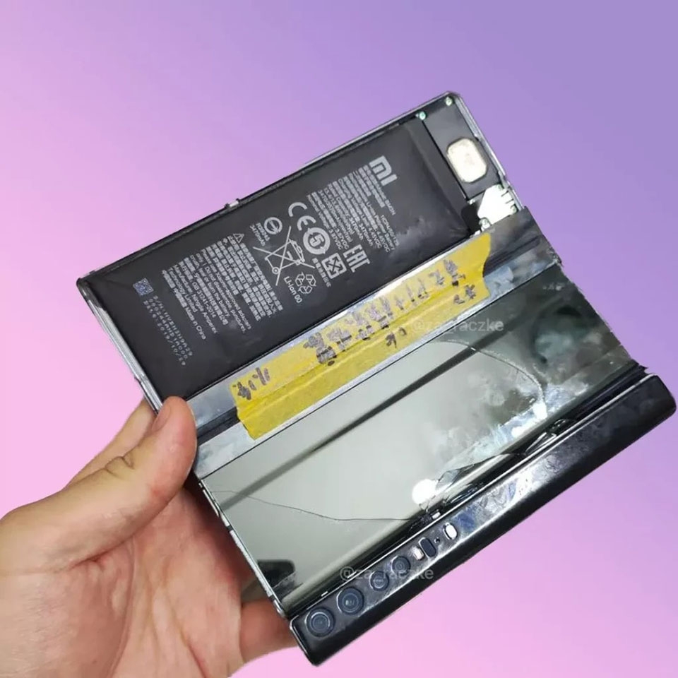 Nguyên mẫu smartphone màn hình gập Xiaomi (ảnh 1)