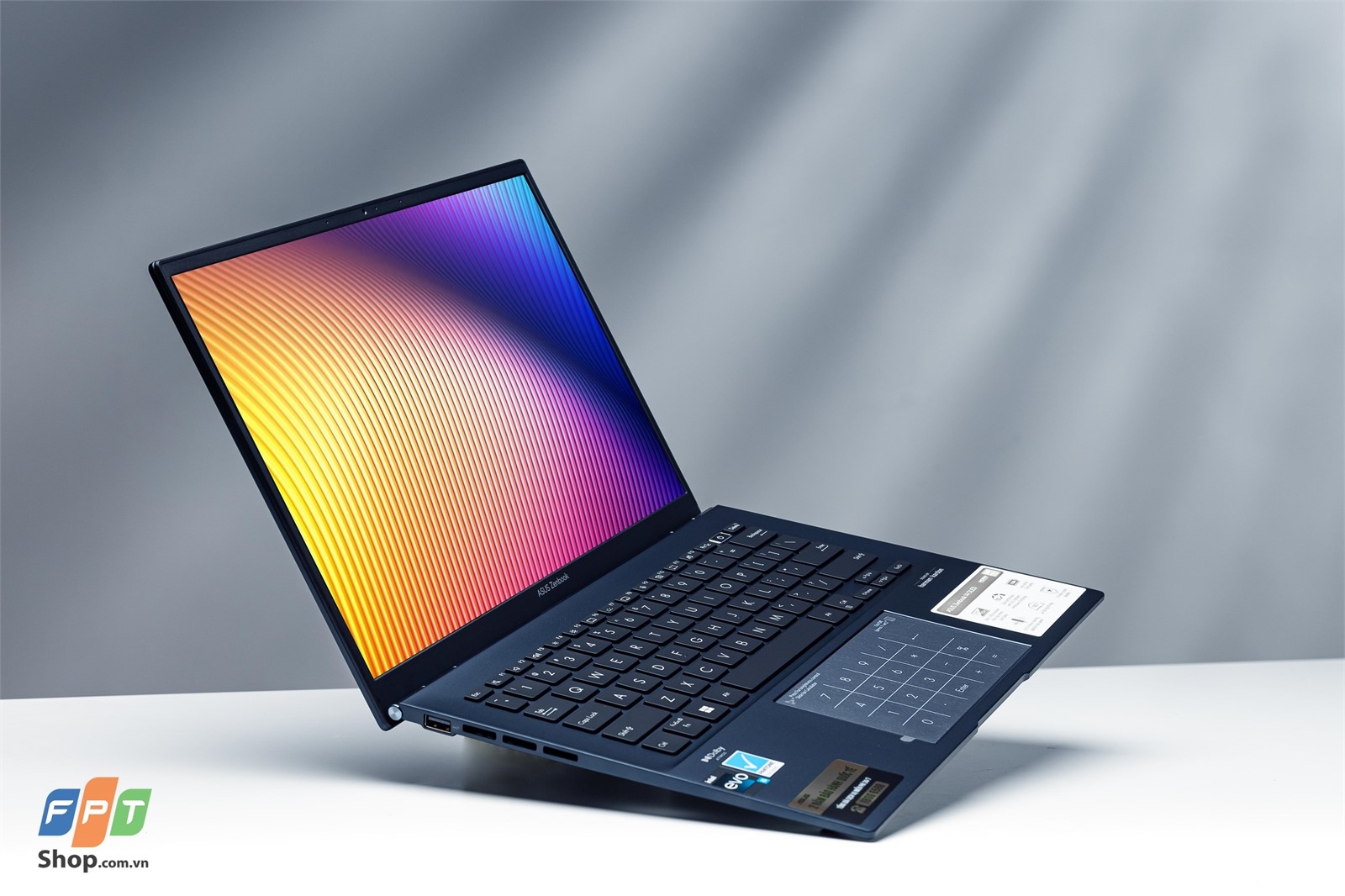 Đánh giá ASUS Zenbook 14 OLED 2022 (UX3402)