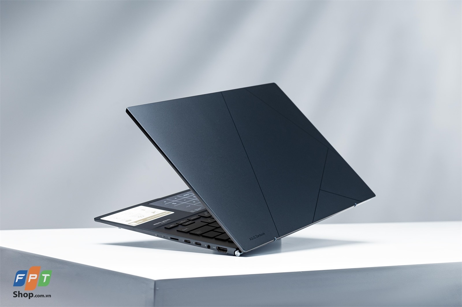 Đánh giá ASUS Zenbook 14 OLED 2022 (UX3402)