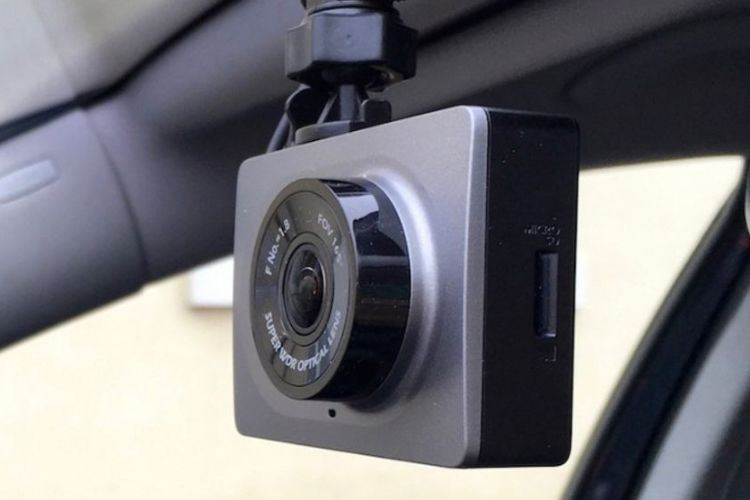 Camera hành trình Xiaomi Yi Car2 1296P