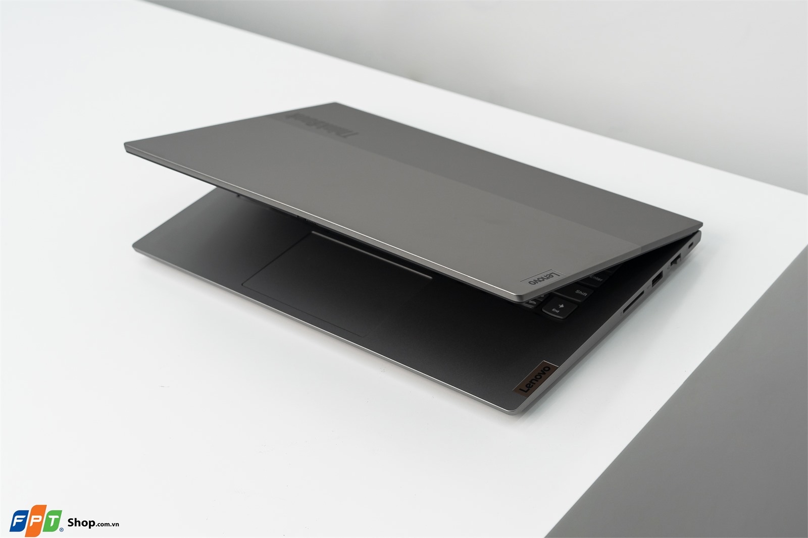 Đánh giá Lenovo ThinkBook 14 G2 ITL: Có đủ thứ bạn cần trong tầm giá 17 triệu