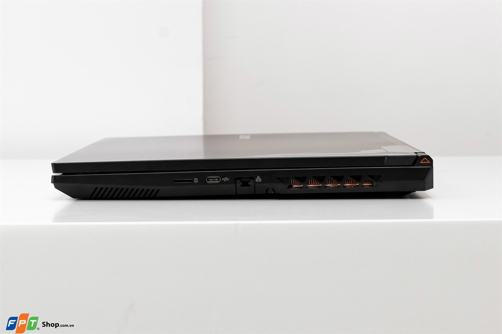 Đánh giá chi tiết Gigabyte Gaming G5 GE