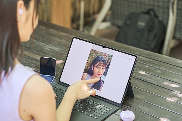 Lung linh mùa lễ hội với Samsung Galaxy Z Flip4 20