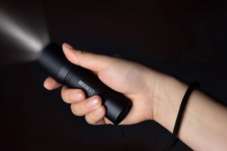 Cách sử dụng đèn pin Xiaomi và những lưu ý khi sử dụng