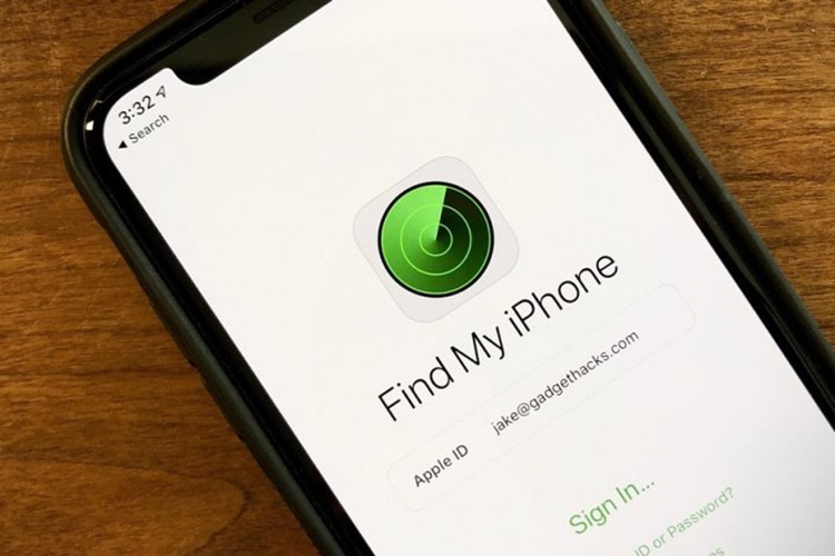 Ứng dụng Find My của Apple lừa cảnh sát đột kích căn hộ của một cụ bà