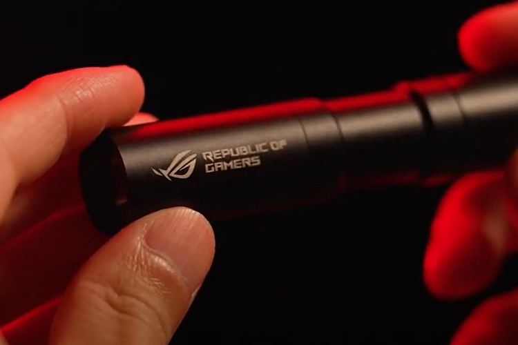 Trên tay Asus ROG 6 Diablo 8