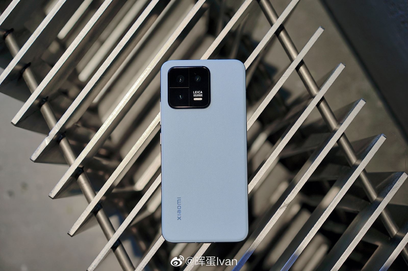 Trên tay Xiaomi 13 (ảnh 8)