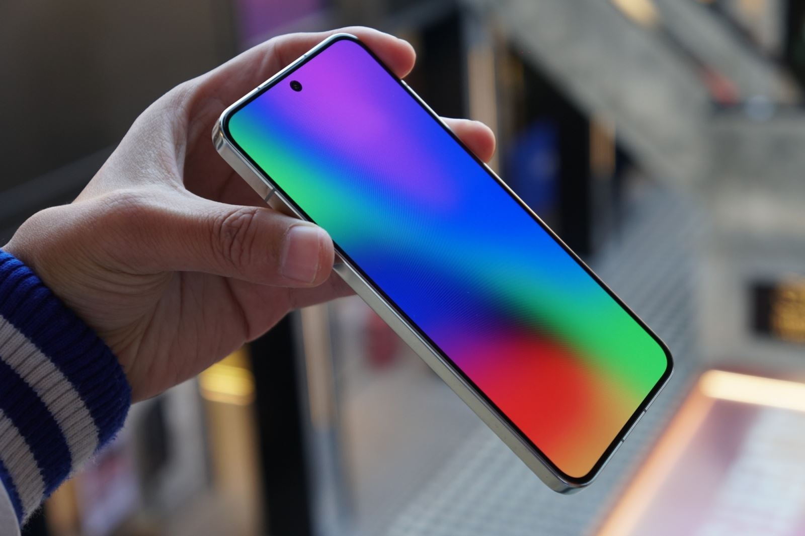 Trên tay Xiaomi 13 (ảnh 5)