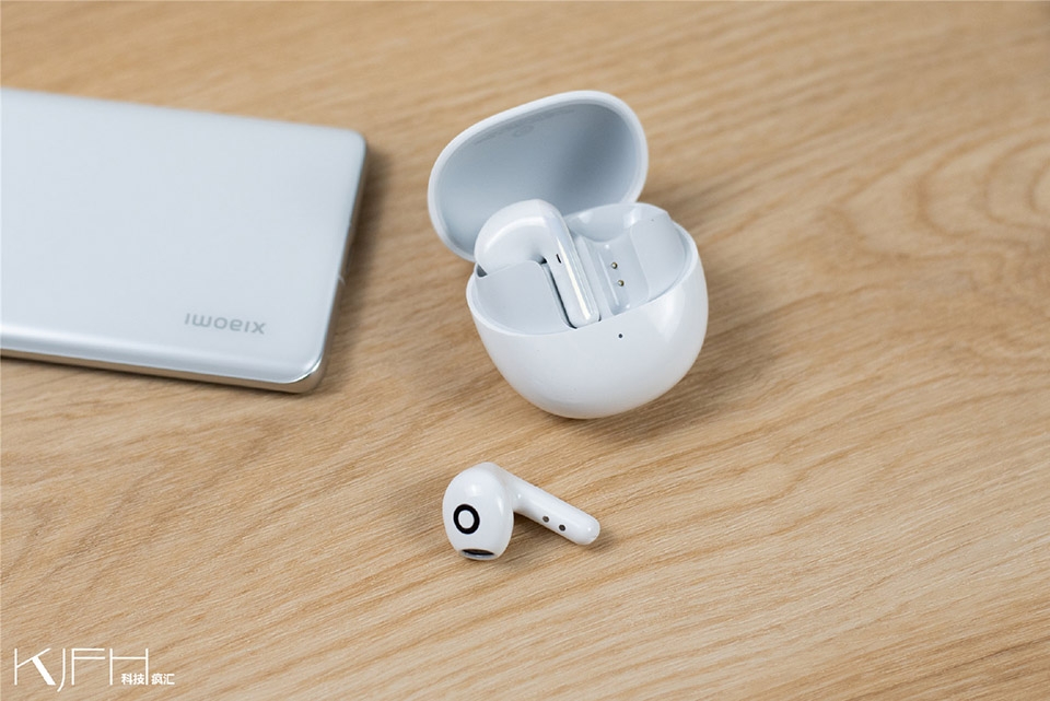 Trên tay Xiaomi Buds 4 (ảnh 2)