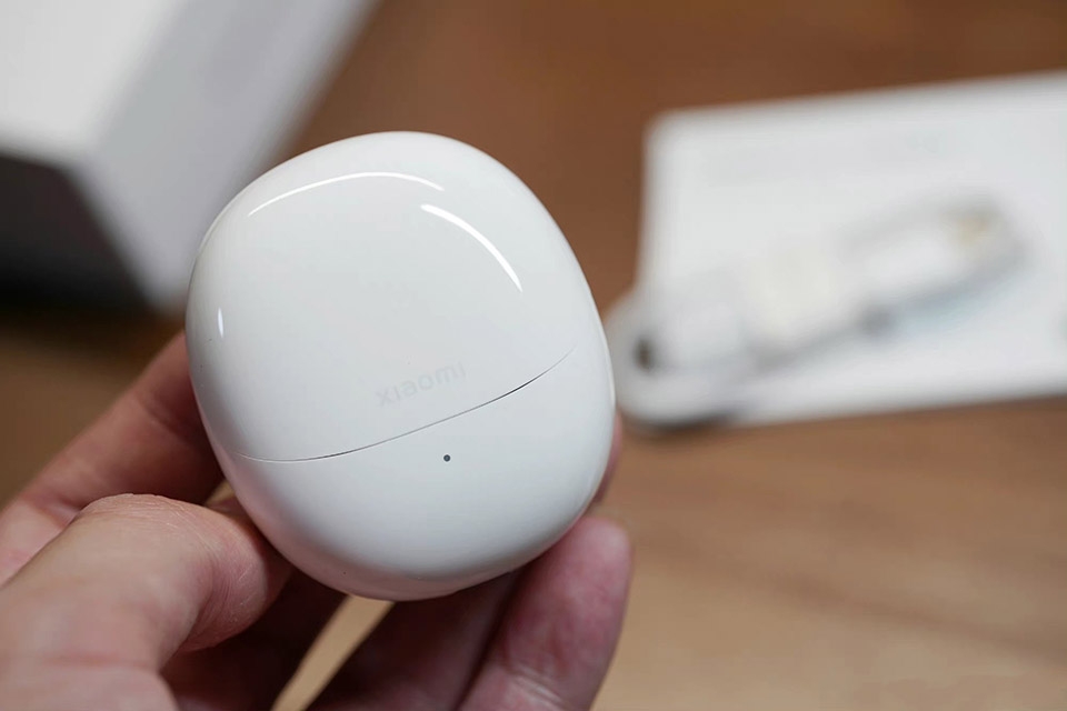 Trên tay Xiaomi Buds 4 (ảnh 4)