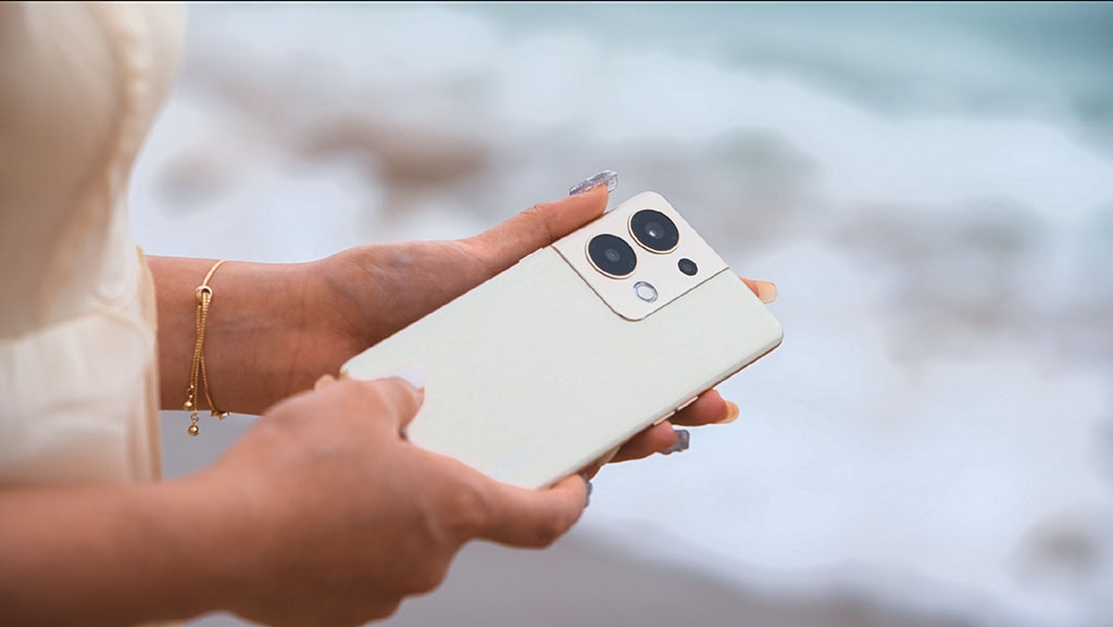 Trên tay Reno9 Pro+ (ảnh 8)