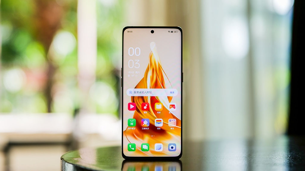 Trên tay Reno9 Pro+ (ảnh 10)