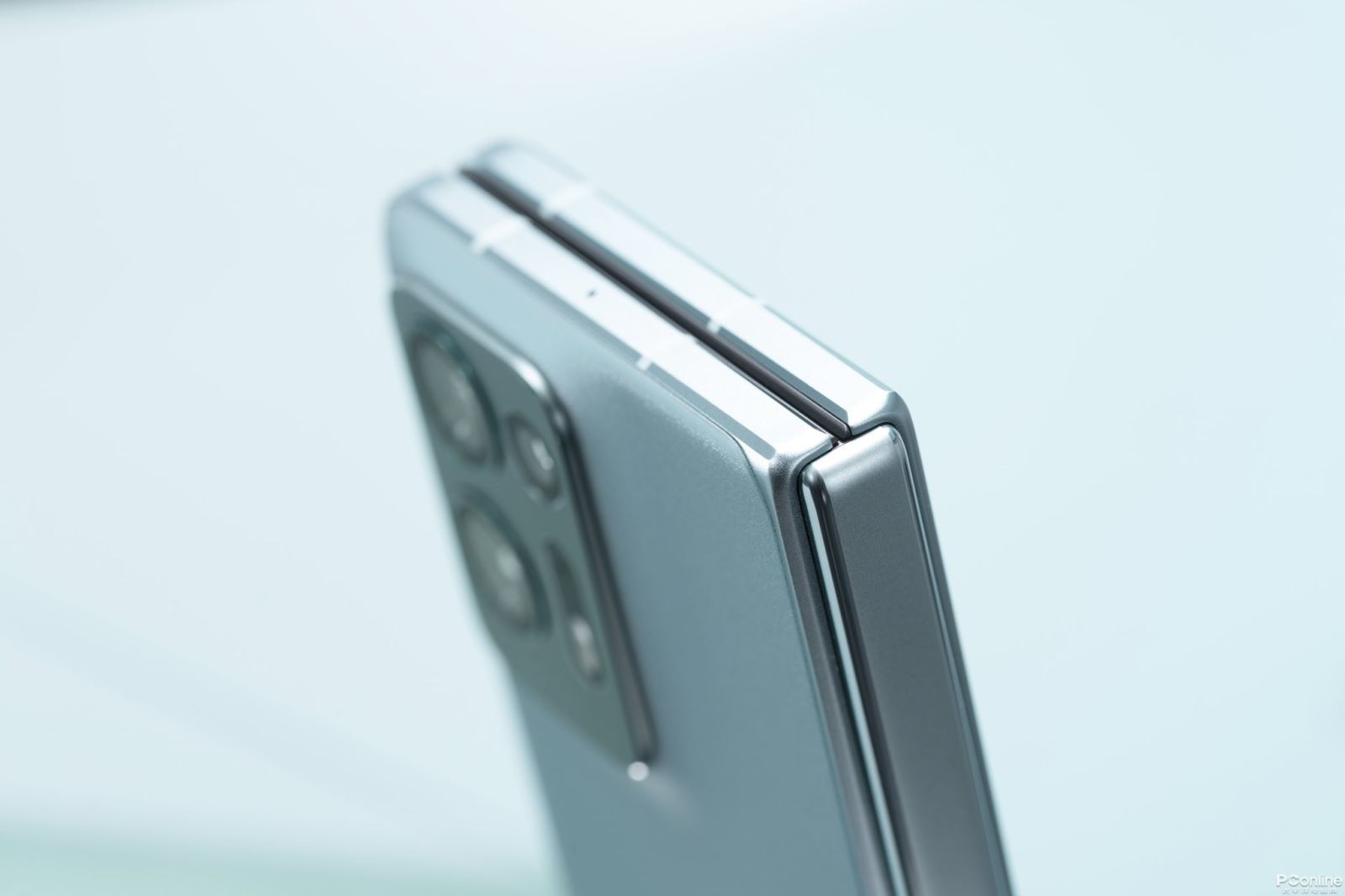 OPPO Find N2 - Ảnh 02