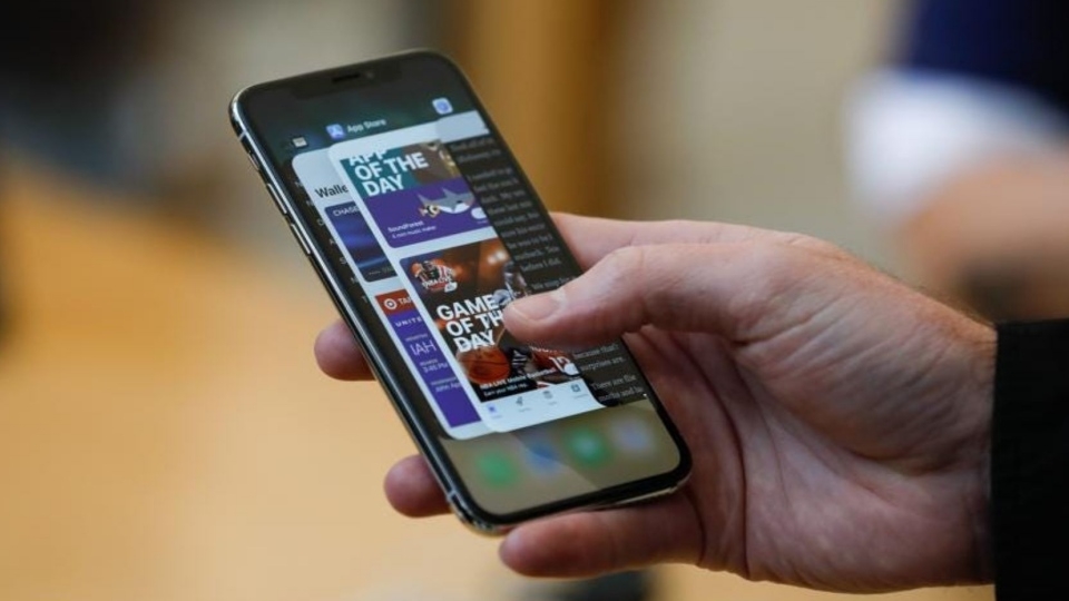 Xung đột phần mềm ảnh hưởng tới sự hoạt động ổn định của iPhone và khiến màn hình bị đơ