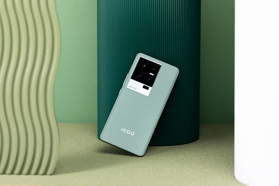 vivo iQOO 11 - Ảnh 07