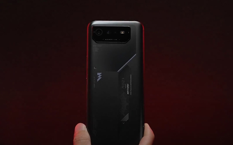 Trên tay Asus ROG Phone 6 Batman 10