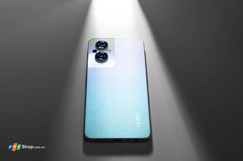 Mua điện thoại chụp hình đẹp chơi Tết 2023 dưới 10 triệu 6