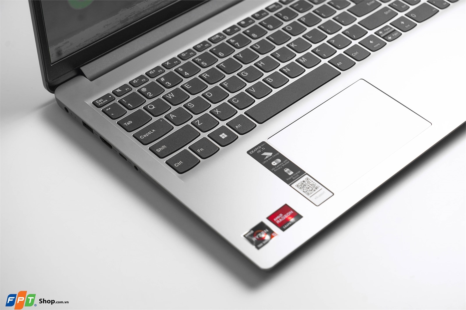 Trên tay Lenovo IdeaPad 1 15AMN7