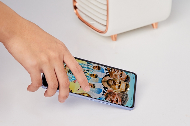 Pin 5.000mAh của Galaxy A53 5G “chạy bền" mùa bóng đá 8