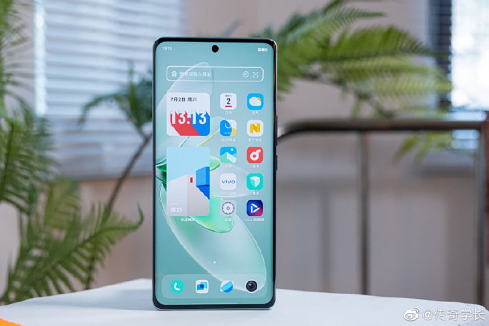 Trên tay Vivo S16 Pro (ảnh 4)