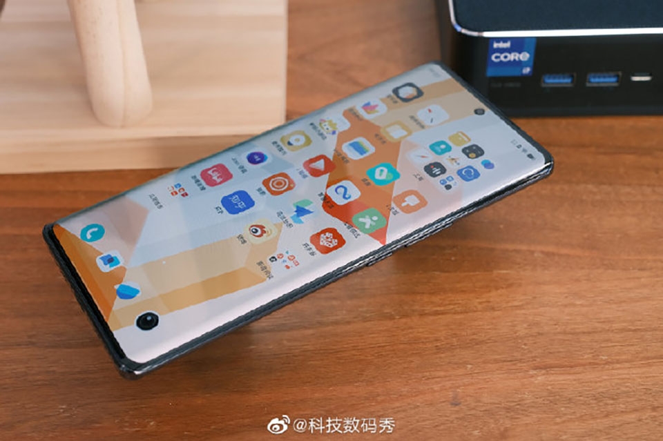 Trên tay Vivo S16 (ảnh 2)
