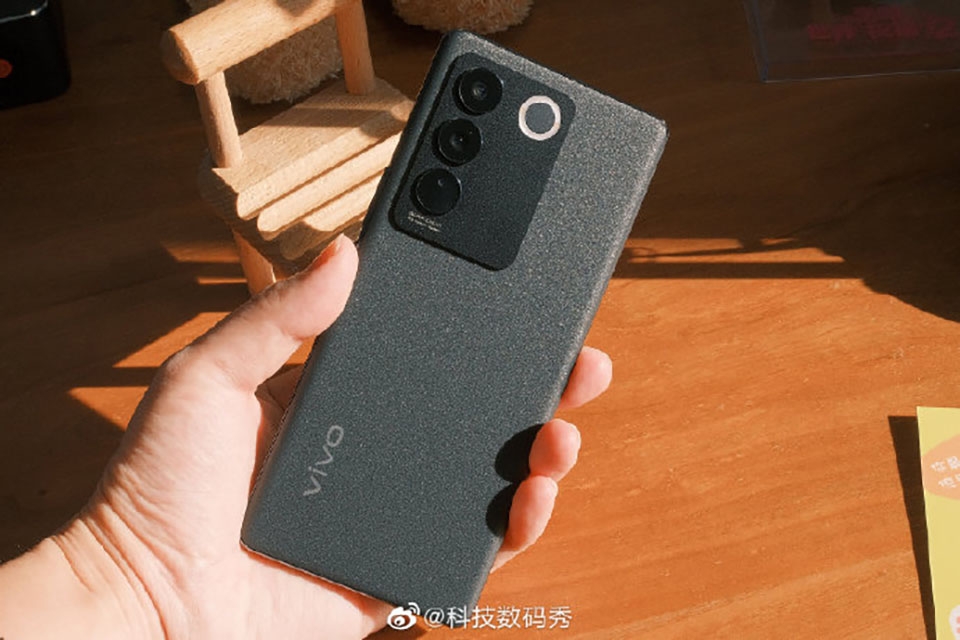 Trên tay Vivo S16 (ảnh 4)