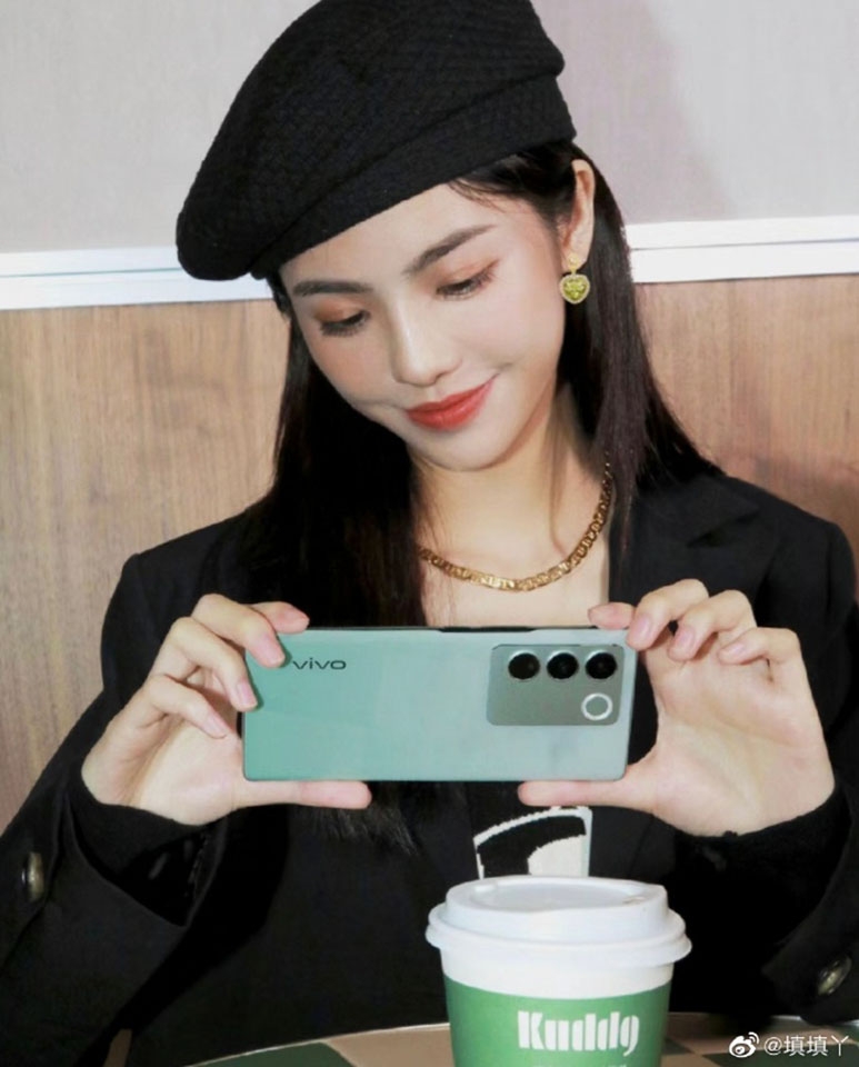 Trên tay Vivo S16 (ảnh 8)