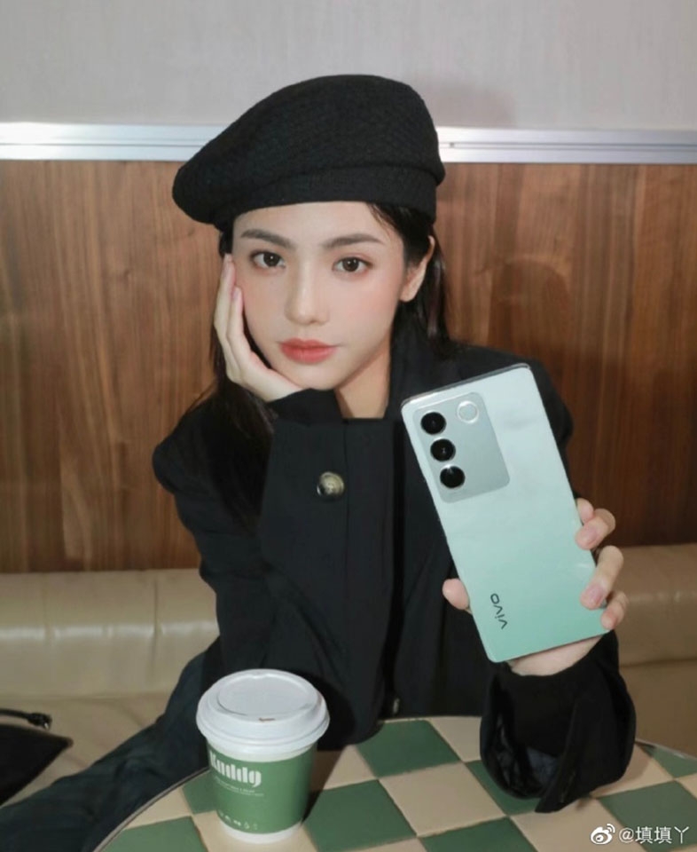 Trên tay Vivo S16 (ảnh 9)