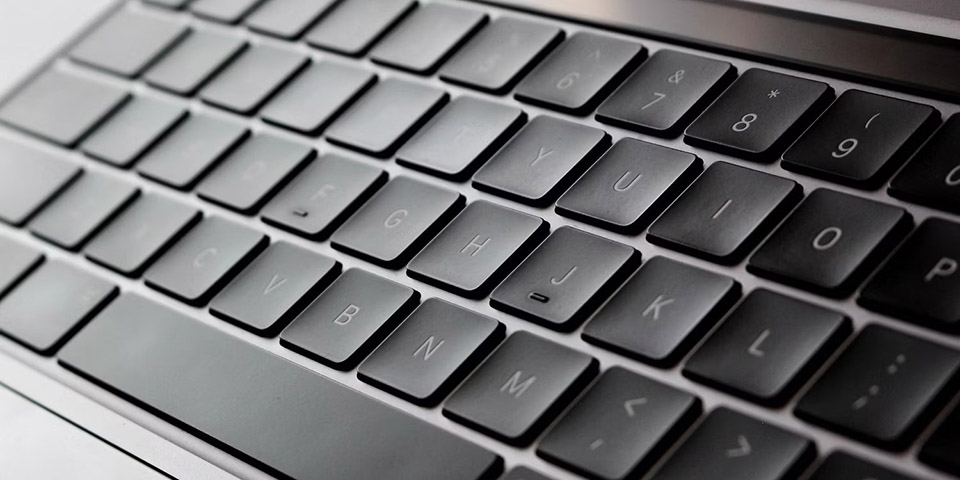Apple trả 50 triệu USD cho bàn phím MacBook bị lỗi