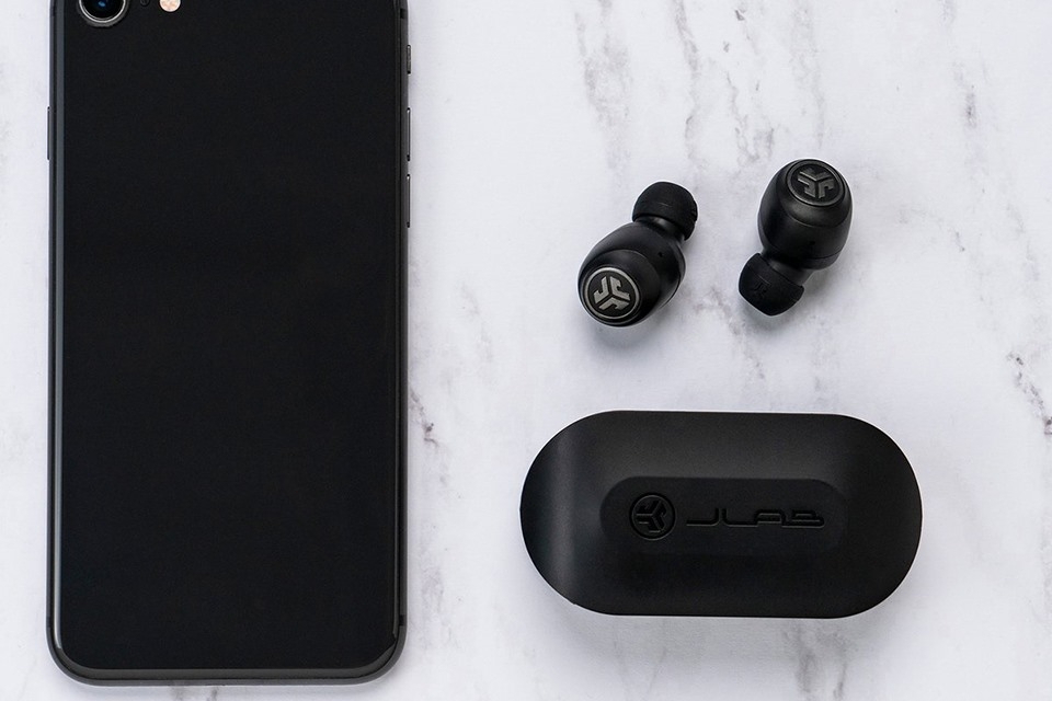 Bí quyết chọn tai nghe giá “sinh viên” cho dân văn phòng