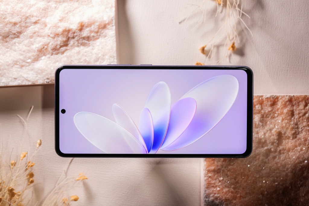 Trên tay Vivo S16e (ảnh 4)