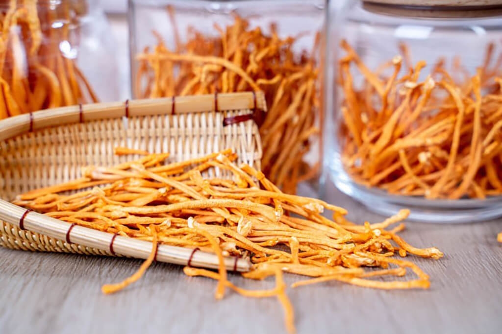 Tết nên tặng gì cho ba mẹ? Tham khảo ngay top 5 món quà ý nghĩa này