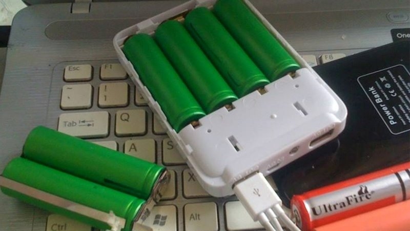 sạc dự phòng sạc mãi không đầy chai pin