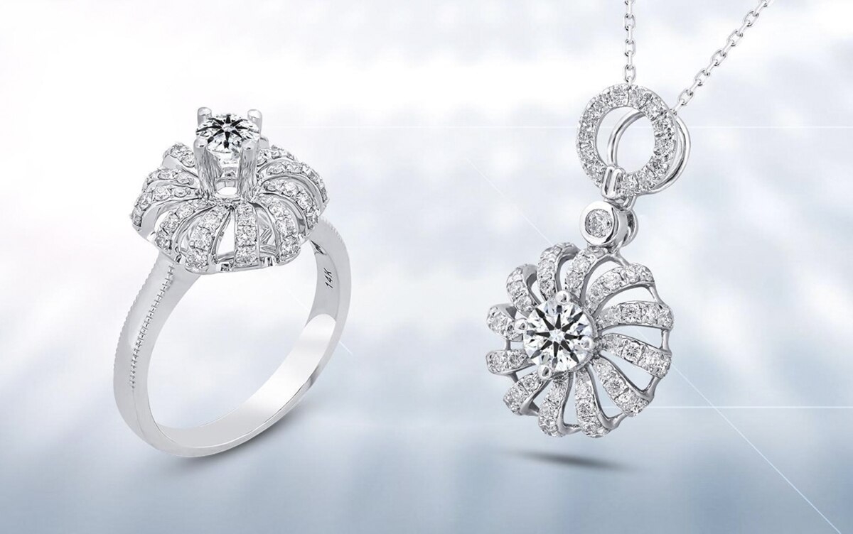 Tết nên tặng quà gì cho vợ/chồng? Gợi ý những mẫu quà Tết 2023 ý nghĩa dành cho người thương của bạn