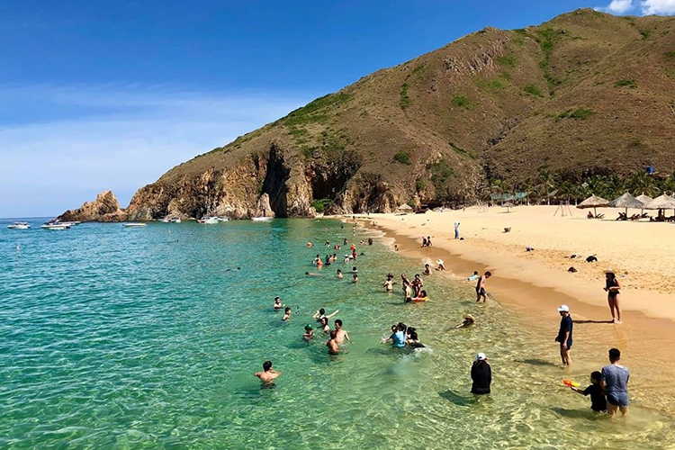 Danh sách những địa điểm vui chơi, du lịch trong nước dịp Tết 2023 bạn không nên bỏ qua 123