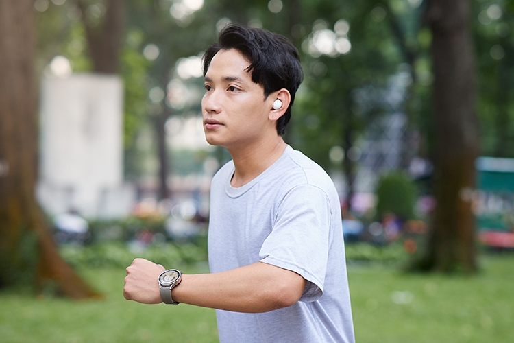 "Hé lộ bộ quà Tết “hay" nói thay lời chúc sức khỏe: Combo Galaxy Watch5 và Galaxy Buds2 Pro 2959