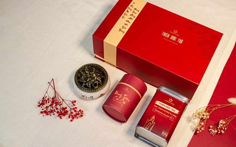 Ý nghĩa ngày tất niên. Tiệc tất niên nên tặng gì? Đây là 5 gợi ý dành cho bạn