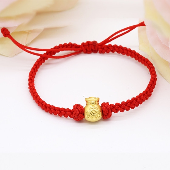 Đầu năm mua gì cho may mắn