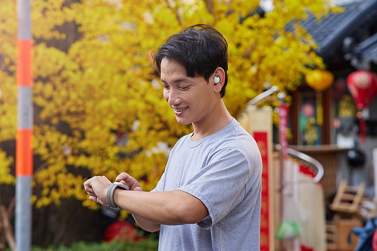 Chăm sóc thể chất, nâng cao tinh thần với Galaxy Watch5 series và Galaxy Buds 2 Pro 999