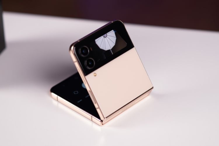 Samsung Galaxy Z Flip4 5G