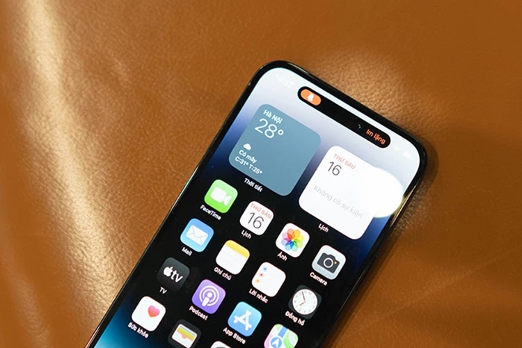 Giá iPhone sau Tết có giảm không? 890