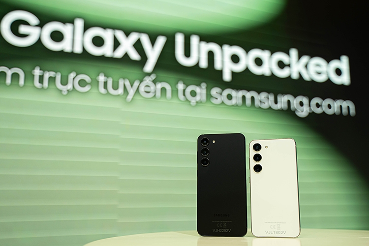 Trên tay Samsung Galaxy S23 1