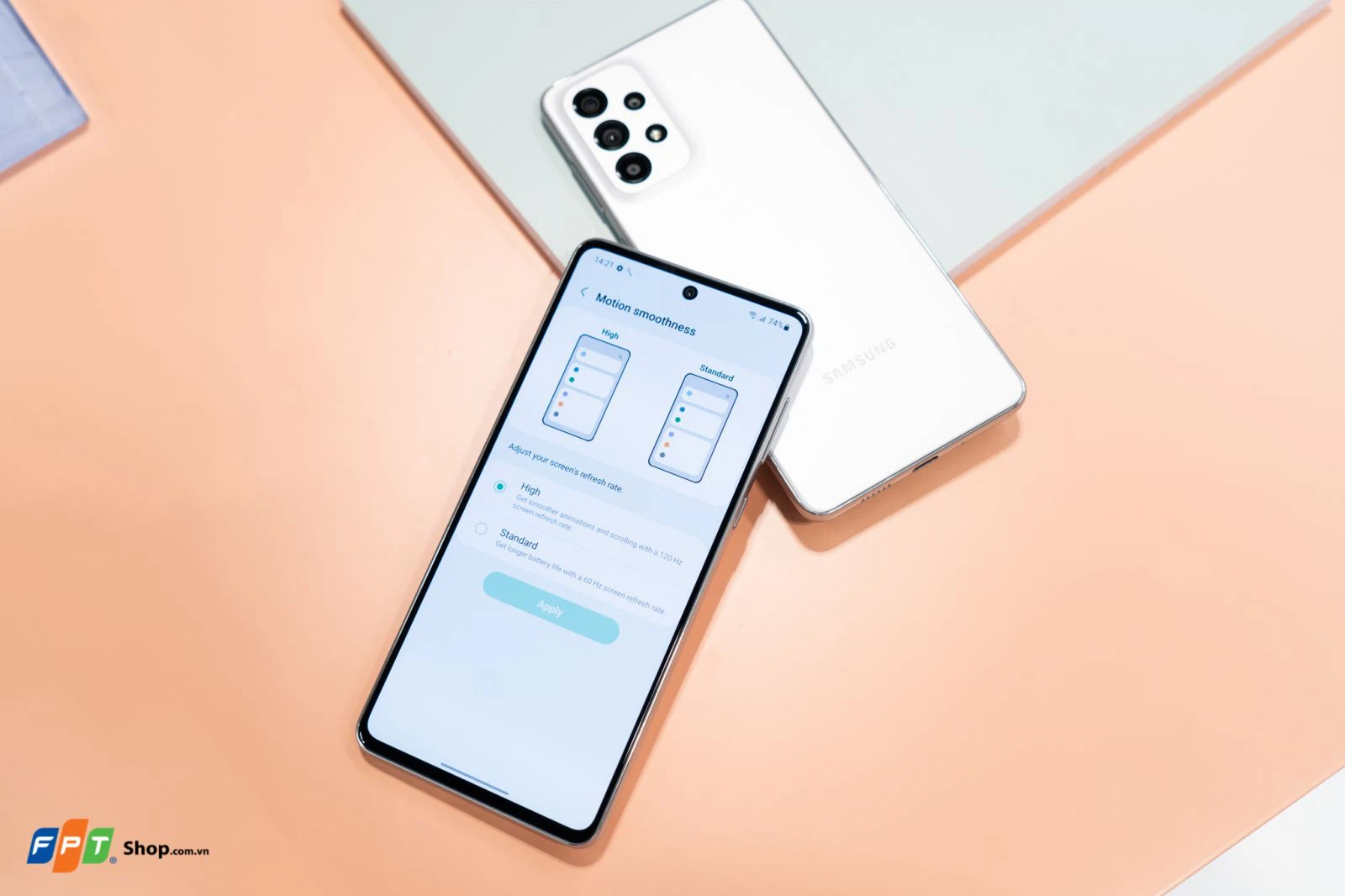 So sánh OPPO Reno8 T 5G và Samsung Galaxy A73 5G: Chênh nhau không nhiều, chọn điện thoại nào đây?