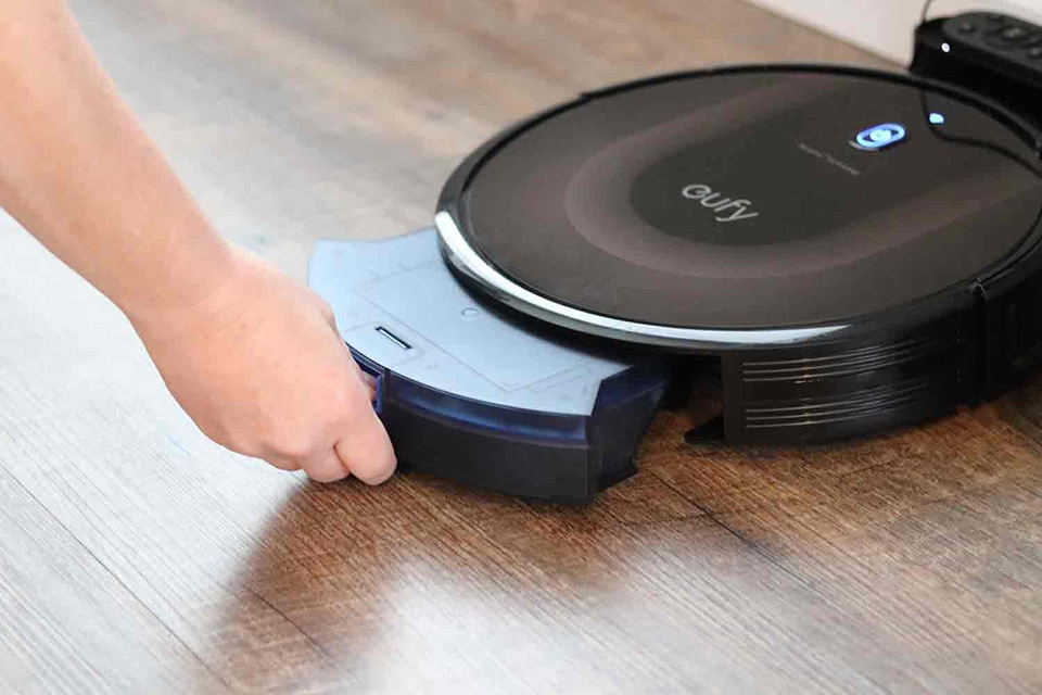 Kéo dài thời gian sử dụng robot hút bụi - Ảnh 05