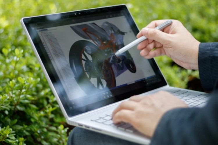 Laptop chạy Solid Edge hình 1