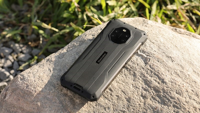 điện thoại pin 7000mAh 6